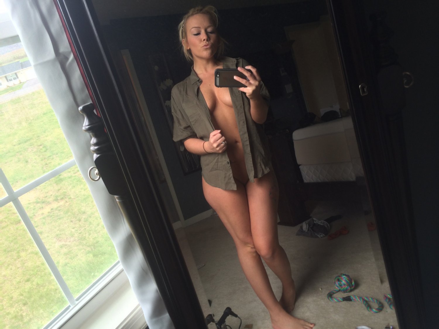 Hottie with a great body #29p6SHSq