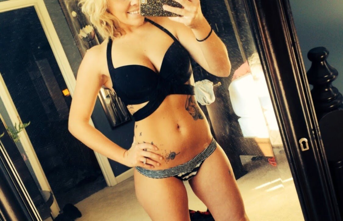Hottie with a great body #Tb8jjfil