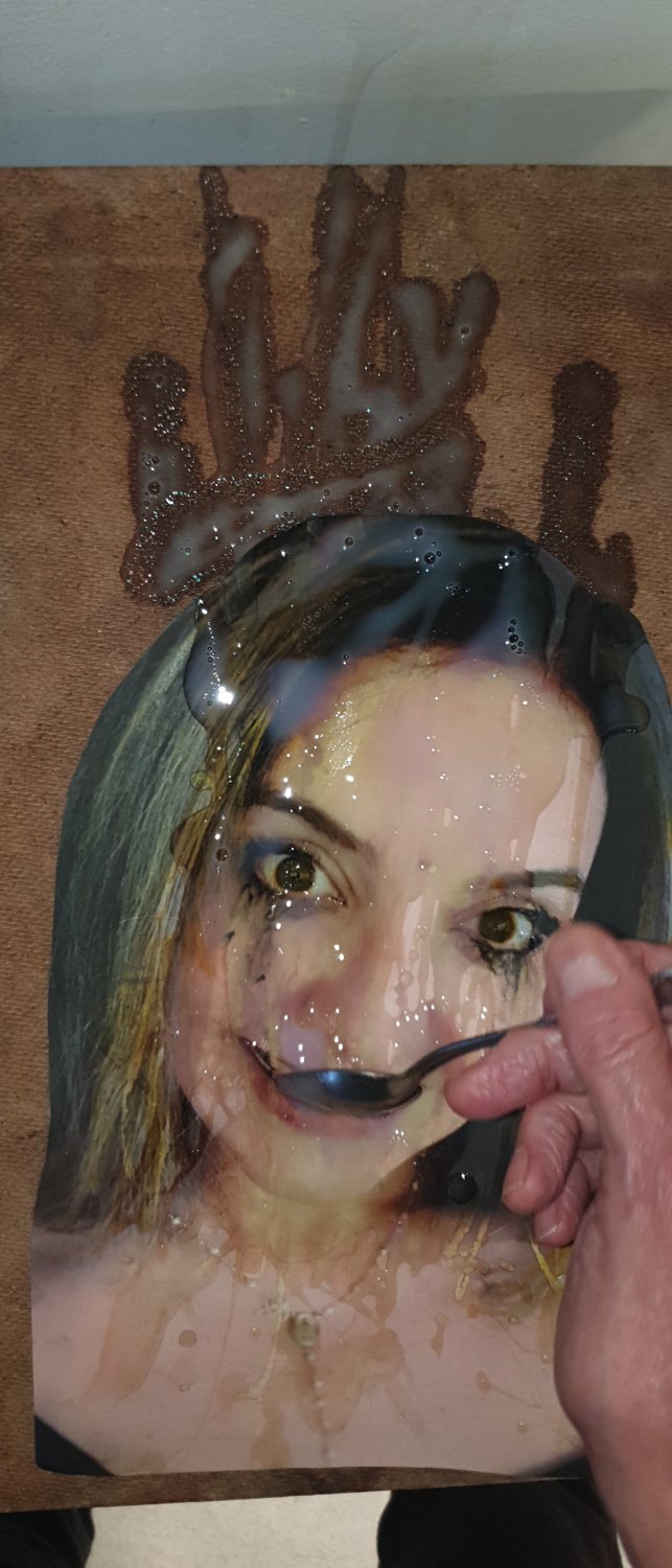 Spoon of Love for Heidi.... a lot of sperm for the splendid girl #KXqzlTxe